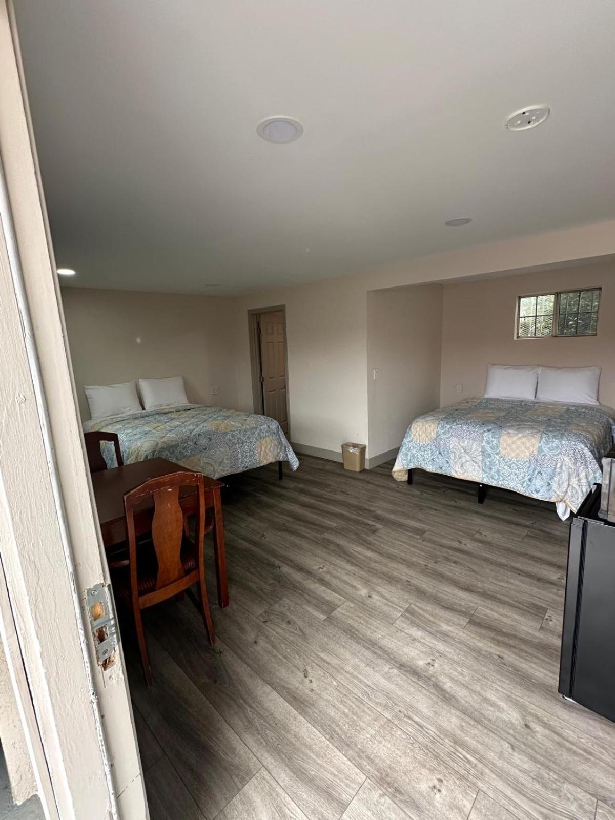 Rodeway Inn Вентура Екстериор снимка